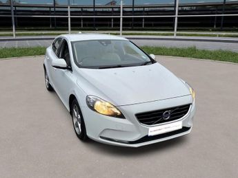 Volvo V40 1.6 T2 SE Hatchback 5dr Petrol Manual Euro 5 (s/s) (120 ps)