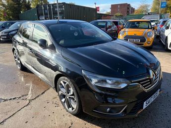 Renault Megane 1.6 dCi Signature Nav Hatchback 5dr Diesel Manual Euro 6 (s/s) (