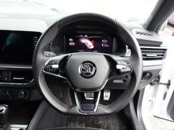 SKODA KAMIQ 1.5 TSI ACT Monte Carlo SUV 5dr Petrol DSG Euro 6 (s/s) (150 ps)