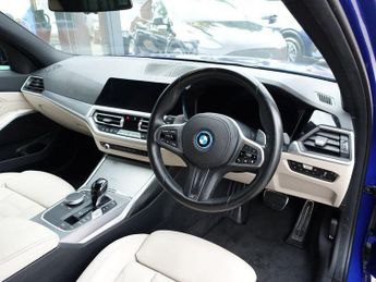 BMW 3 SERIES 2.0 330e 12kWh M Sport Saloon 4dr Petrol Plug-in Hybrid Auto Eur