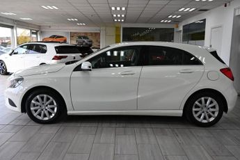 MERCEDES-BENZ A-CLASS 1.5 A180 CDI SE Hatchback 5dr Diesel 7G-DCT Euro 5 (s/s) (109 ps