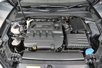 AUDI A3 1.6 TDI SE Technik Sportback 5dr Diesel S Tronic Euro 6 (s/s) (1