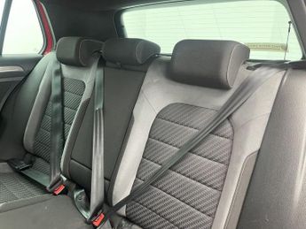 VOLKSWAGEN GOLF 1.5 TSI EVO R-Line Hatchback 5dr Petrol DSG Euro 6 (s/s) (150 ps