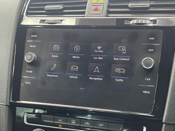 VOLKSWAGEN GOLF 1.5 TSI EVO R-Line Hatchback 5dr Petrol DSG Euro 6 (s/s) (150 ps