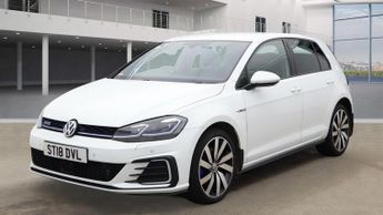 VOLKSWAGEN GOLF 1.4 TSI 8.7kWh GTE Advance Hatchback 5dr Petrol Plug-in Hybrid D