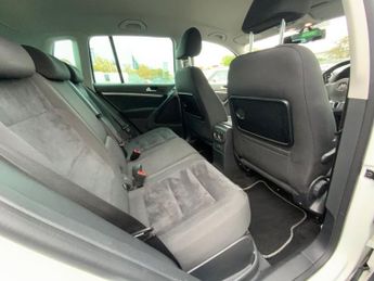 VOLKSWAGEN TIGUAN 2.0 TDI BlueMotion Tech Match Edition SUV 5dr Diesel DSG 4WD Eur