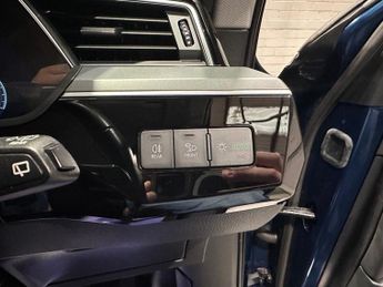 AUDI E-TRON 50 Technik SUV 5dr Electric Auto quattro 71.2kWh (313 ps)
