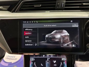 AUDI E-TRON 50 Technik SUV 5dr Electric Auto quattro 71.2kWh (313 ps)