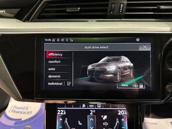 AUDI E-TRON 50 Technik SUV 5dr Electric Auto quattro 71.2kWh (313 ps)