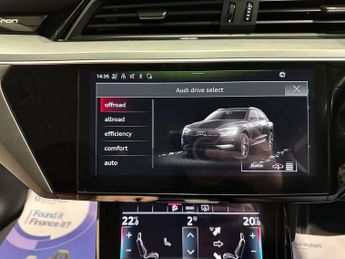 AUDI E-TRON 50 Technik SUV 5dr Electric Auto quattro 71.2kWh (313 ps)