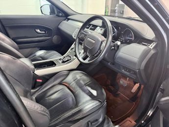 LAND ROVER RANGE ROVER EVOQUE 2.0 TD4 SE Tech SUV 5dr Diesel Auto 4WD Euro 6 (s/s) (180 ps)