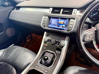 LAND ROVER RANGE ROVER EVOQUE 2.0 TD4 SE Tech SUV 5dr Diesel Auto 4WD Euro 6 (s/s) (180 ps)