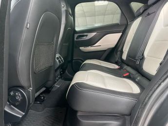 JAGUAR F-PACE 2.0 D180 R-Sport SUV 5dr Diesel Manual AWD Euro 6 (s/s) (180 ps)