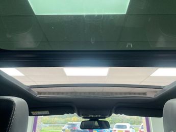 JAGUAR F-PACE 2.0 D180 R-Sport SUV 5dr Diesel Manual AWD Euro 6 (s/s) (180 ps)