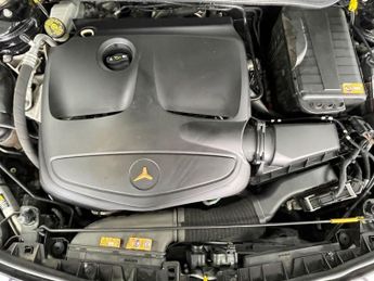 MERCEDES-BENZ CLA 1.6 CLA180 AMG Sport Coupe 4dr Petrol Manual Euro 6 (s/s) (122 p