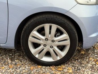 HONDA JAZZ 1.4 i-VTEC EX Hatchback 5dr Petrol Manual Euro 4 (100 ps)