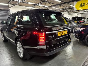 LAND ROVER RANGE ROVER 4.4 SD V8 Vogue SUV 5dr Diesel Auto 4WD Euro 5 (339 ps)