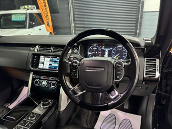 LAND ROVER RANGE ROVER 4.4 SD V8 Vogue SUV 5dr Diesel Auto 4WD Euro 5 (339 ps)