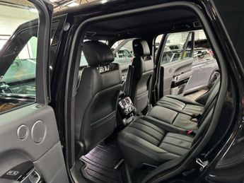 LAND ROVER RANGE ROVER 4.4 SD V8 Vogue SUV 5dr Diesel Auto 4WD Euro 5 (339 ps)