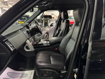 LAND ROVER RANGE ROVER 4.4 SD V8 Vogue SUV 5dr Diesel Auto 4WD Euro 5 (339 ps)