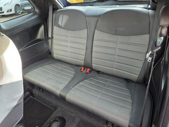 FIAT 500 0.9 TwinAir Plus Hatchback 3dr Petrol Dualogic Euro 5 (s/s) (85 