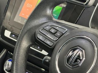 MG MG ZS 44.5kWh Exclusive SUV 5dr Electric Auto (143 ps)