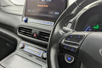 HYUNDAI KONA 64kWh Premium SUV 5dr Electric Auto (7kW Charger) (204 ps)