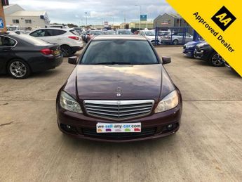 MERCEDES-BENZ C-CLASS 2.5 C230 V6 SE Saloon 4dr Petrol G-Tronic Euro 5 (204 ps)