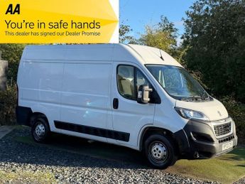 Peugeot Boxer 2.2 BlueHDi 335 Professional Panel Van 5dr Diesel Manual L2 H2 E
