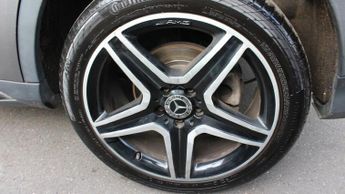 MERCEDES-BENZ GLA 1.6 GLA200 AMG Line (Executive) SUV 5dr Petrol 7G-DCT Euro 6 (s/