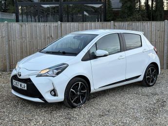 Toyota Yaris 1.5 VVT-i Design Hatchback 5dr Petrol Manual Euro 6 (111 ps)