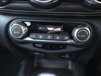 NISSAN JUKE 1.0 DIG-T N-Connecta SUV 5dr Petrol DCT Auto Euro 6 (s/s) (114 p