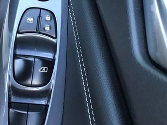 NISSAN JUKE 1.0 DIG-T N-Connecta SUV 5dr Petrol DCT Auto Euro 6 (s/s) (114 p