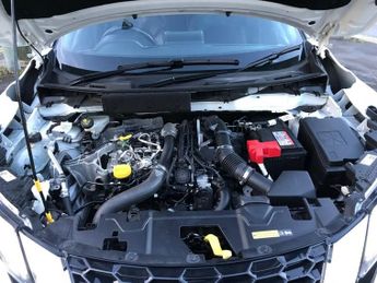 NISSAN JUKE 1.0 DIG-T N-Connecta SUV 5dr Petrol DCT Auto Euro 6 (s/s) (114 p