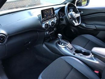 NISSAN JUKE 1.0 DIG-T N-Connecta SUV 5dr Petrol DCT Auto Euro 6 (s/s) (114 p