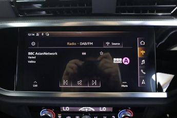 AUDI Q3 1.5 TFSI CoD 35 S line Sportback S Tronic Euro 6 (s/s) 5dr