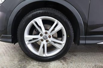 AUDI Q3 1.5 TFSI CoD 35 S line Sportback S Tronic Euro 6 (s/s) 5dr