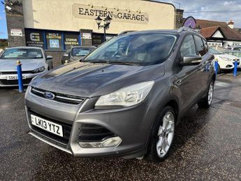 Ford Kuga 2.0 TDCi Titanium SUV 5dr Diesel Manual 2WD Euro 5 (140 ps)