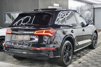 AUDI Q5 2.0 TFSI S line SUV 5dr Petrol S Tronic quattro Euro 6 (s/s) (25