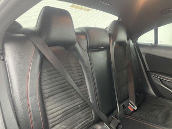 MERCEDES-BENZ CLA 2.1 CLA220d AMG Line Coupe 4dr Diesel 7G-DCT 4MATIC Euro 6 (s/s)