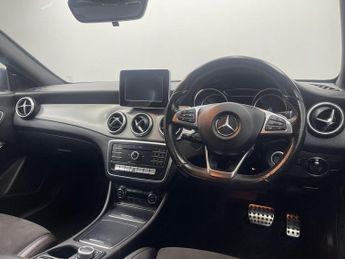 MERCEDES-BENZ CLA 2.1 CLA220d AMG Line Coupe 4dr Diesel 7G-DCT 4MATIC Euro 6 (s/s)