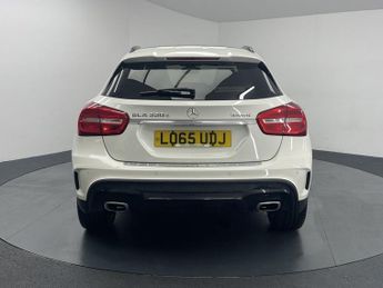 MERCEDES-BENZ GLA 2.1 GLA220d AMG Line (Premium Plus) SUV 5dr Diesel 7G-DCT 4MATIC