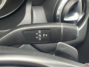 MERCEDES-BENZ GLA 2.1 GLA220d AMG Line (Premium Plus) SUV 5dr Diesel 7G-DCT 4MATIC