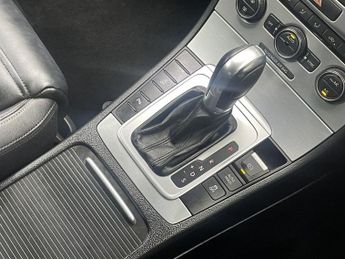 VOLKSWAGEN CC 2.0 TDI BlueMotion Tech R-Line Saloon 4dr Diesel DSG Euro 6 (s/s