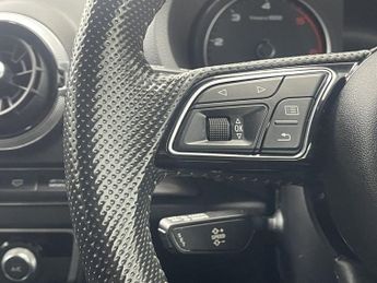 AUDI A3 2.0 TDI 35 Black Edition Sportback 5dr Diesel S Tronic Euro 6 (s