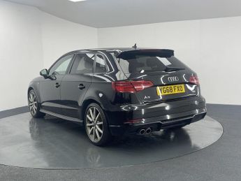 AUDI A3 2.0 TDI 35 Black Edition Sportback 5dr Diesel S Tronic Euro 6 (s