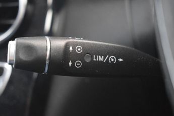 MERCEDES-BENZ GLC 2.1 GLC220d Urban Edition SUV 5dr Diesel G-Tronic+ 4MATIC Euro 6