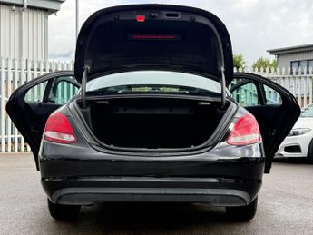 MERCEDES-BENZ C-CLASS 2.0 C200 SE Saloon 4dr Petrol 7G-Tronic+ Euro 6 (s/s) (184 ps)