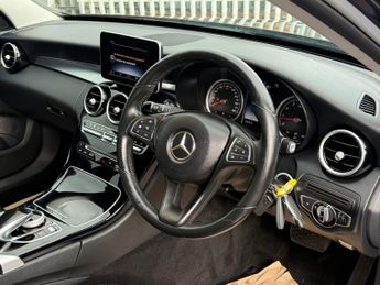 MERCEDES-BENZ C-CLASS 2.0 C200 SE Saloon 4dr Petrol 7G-Tronic+ Euro 6 (s/s) (184 ps)