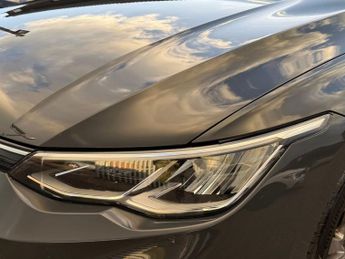 VOLKSWAGEN GOLF 2.0 TDI R-Line Hatchback 5dr Diesel DSG Euro 6 (s/s) (150 ps)